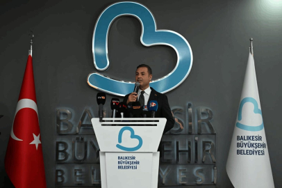 Başkan Akın, Depremle Mücadele Çalışmalarını Gazetecilere Aktardı