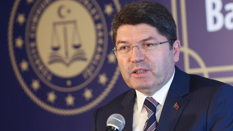 CHP İstanbul İl Başkanlığı Önündeki Olaylara Soruşturma Başlatıldı