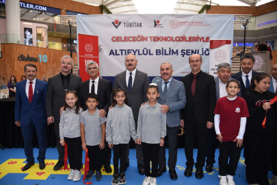 Altıeylül’de Bilim ve Teknoloji Şöleni Başladı