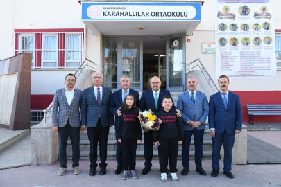 Vali Ustaoğlu’ndan Karahallılar Ortaokulu’na Ziyaret