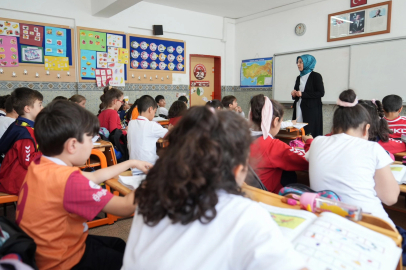 Öğretmenlerin il içi yer değiştirme sonuçları açıklandı