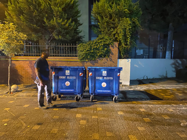 Edremit Belediyesi temizlikte hizmet ağını genişletiyor