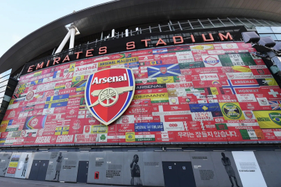 Emirates ve Arsenal'in Uzun Soluklu Ortaklığı 2033'e Kadar Uzadı