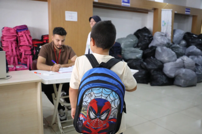 İzmit Belediyesinden Öğrencilere Kırtasiye Desteği