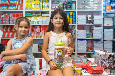 İzmir'de Öğrencilerin Okul Heyecanına Büyükşehir’den 100 Milyon Liralık Destek