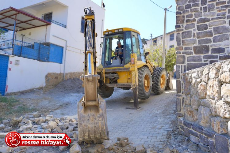 BURHANİYE’DE YOL YAPIM, BAKIM VE ONARIM ÇALIŞMALARINDA YOĞUN MESAİ