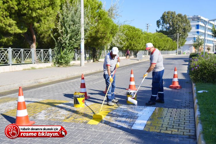 BURHANİYE’DE YOL YAPIM, BAKIM VE ONARIM ÇALIŞMALARINDA YOĞUN MESAİ