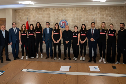 Dardanel, ÇOMÜ Kadın Voleybol Takımı’nın Ana Sponsoru