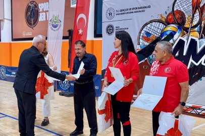 Edirne’de “Yılın Enleri” ödülü... 51 yıllık emeğin gururu