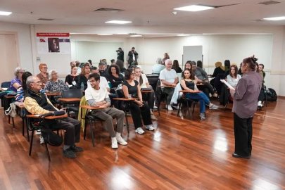 İstanbul Maltepe'de tiyatro sanatının farklı yönleri ele alındı