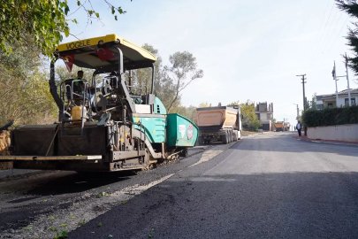 Orhangazi Belediyesinden Eski Hastane Yolun’da Asfalt Yenileme Mesaisi