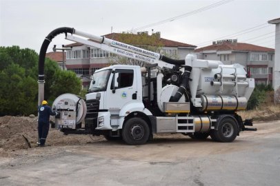 BASKİ’nin yeni vactorları sahaya indi